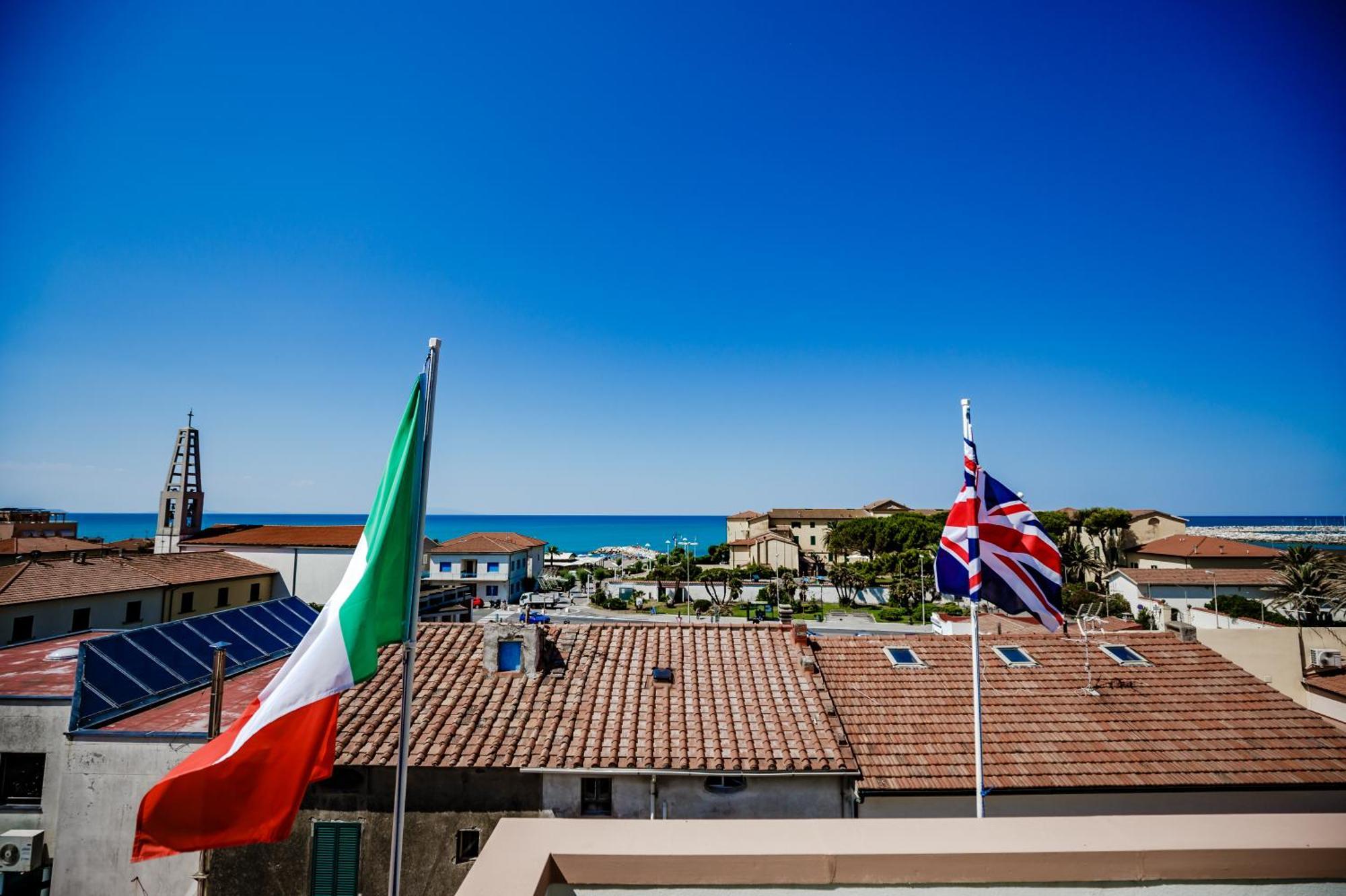Hotel Sileoni Marina di Cecina Exterior photo