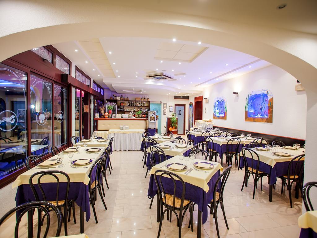 Hotel Sileoni Marina di Cecina Exterior photo